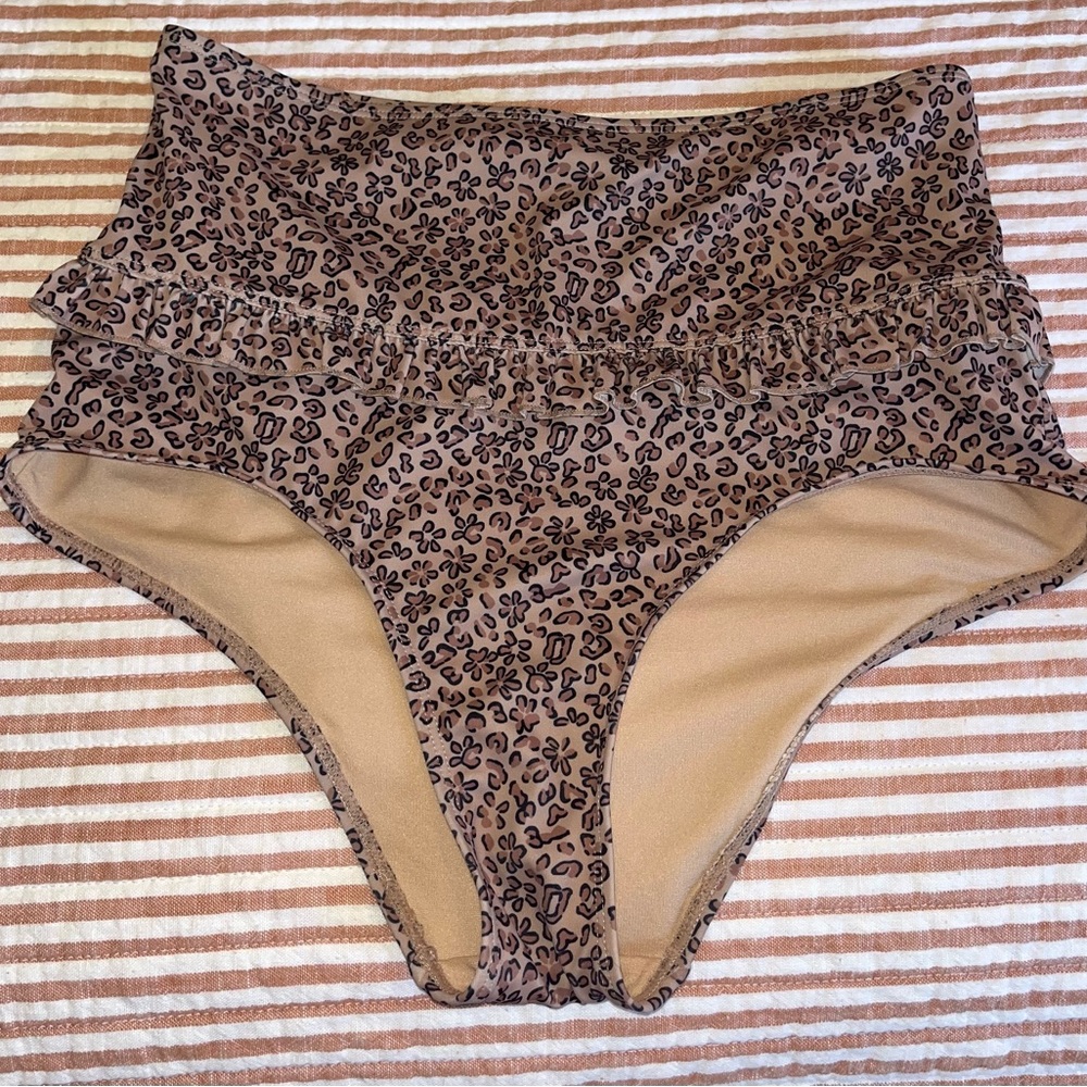 Kortni Jeane swim bottom
